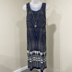 NWOT R&M Richards Sleeveless Dress with Necklace 2 piece.  Size 12 L large